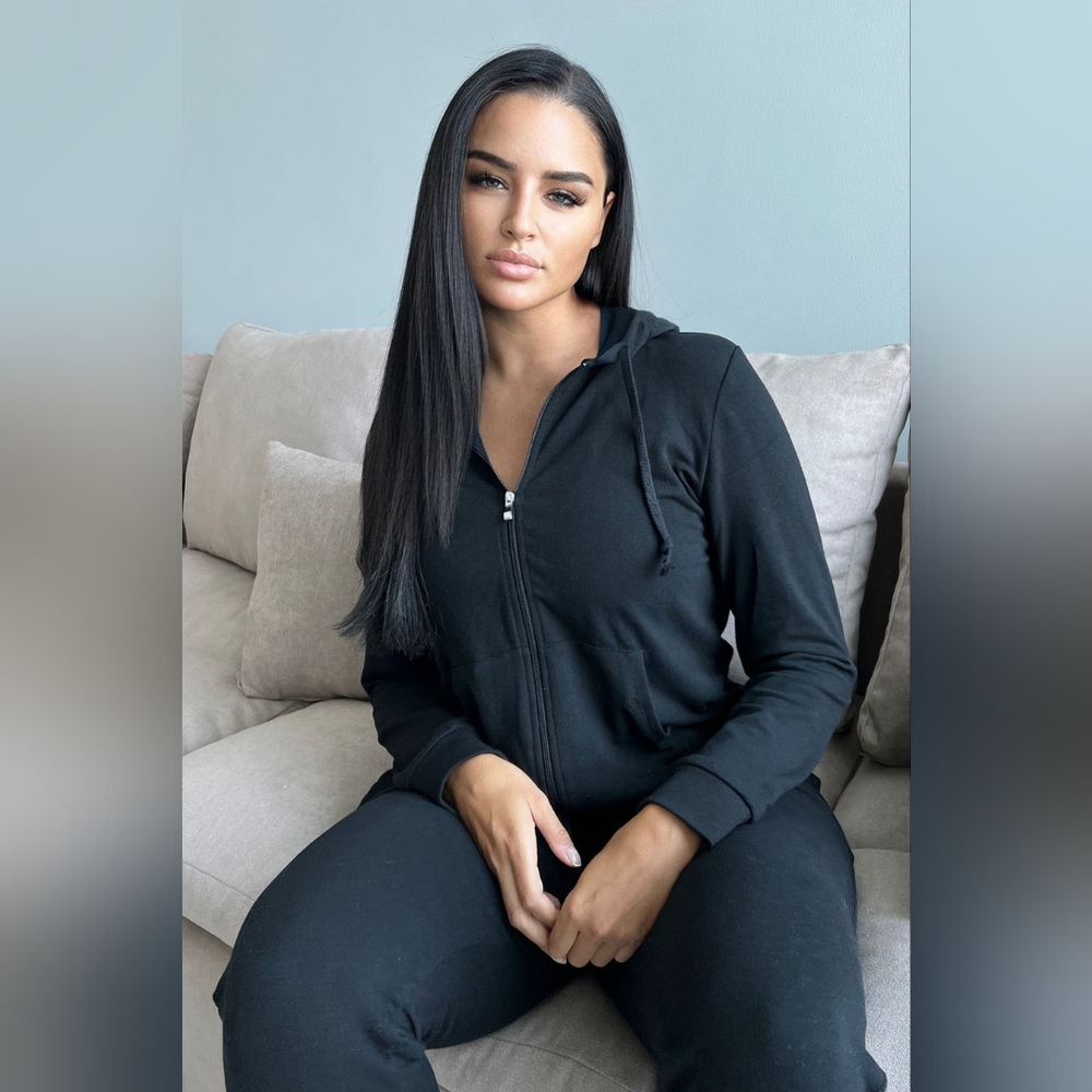 NWT Fashion Nova run with me Black Zip up hoodie - Picture 11 of 11